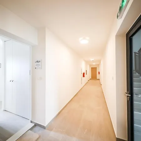 Lägenhet Allegro Exclusive 2 With Private Parking And Balcony