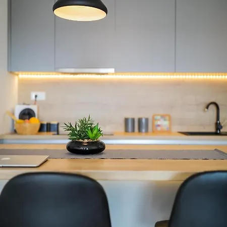 Allegro Exclusive 2 With Private Parking And Balcony * Zadar