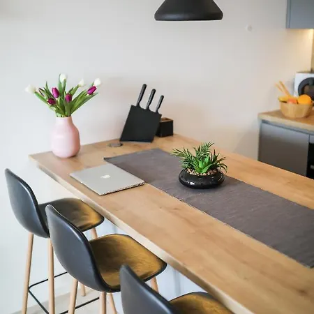 Allegro Exclusive 2 With Private Parking And Balcony Apartment *