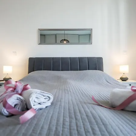 Allegro Exclusive 2 With Private Parking And Balcony