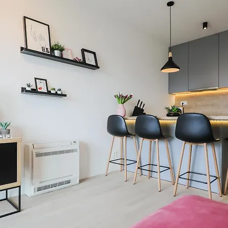 Allegro Exclusive 2 With Private Parking And Balcony *