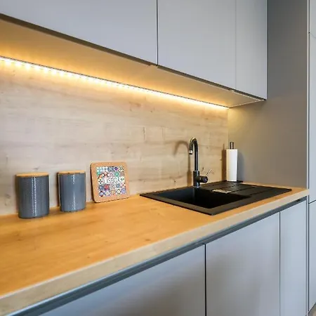 Apartment Allegro Exclusive 2 With Private Parking And Balcony Zadar