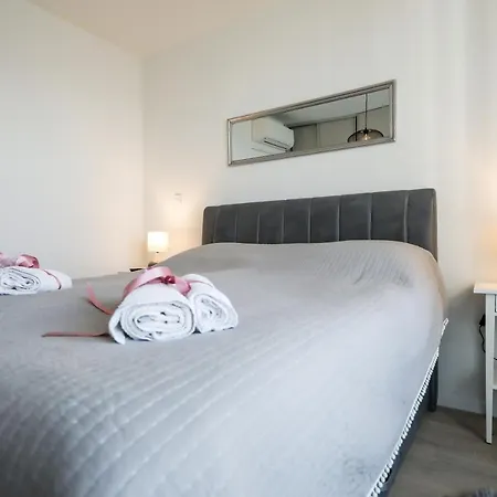 公寓 Allegro Exclusive 2 With Private Parking And Balcony 扎达尔
