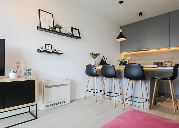 Allegro Exclusive 2 With Private Parking And Balcony *